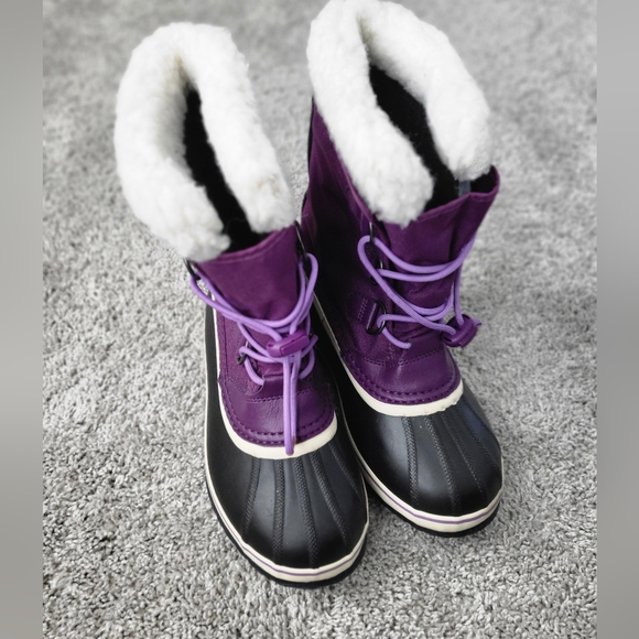Sorel boots - Picture 5 of 6